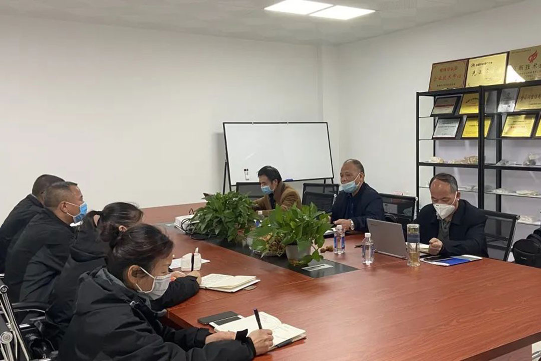 ����װ��˳��ͨ��ISO9001����������ϵ��֤��֤���