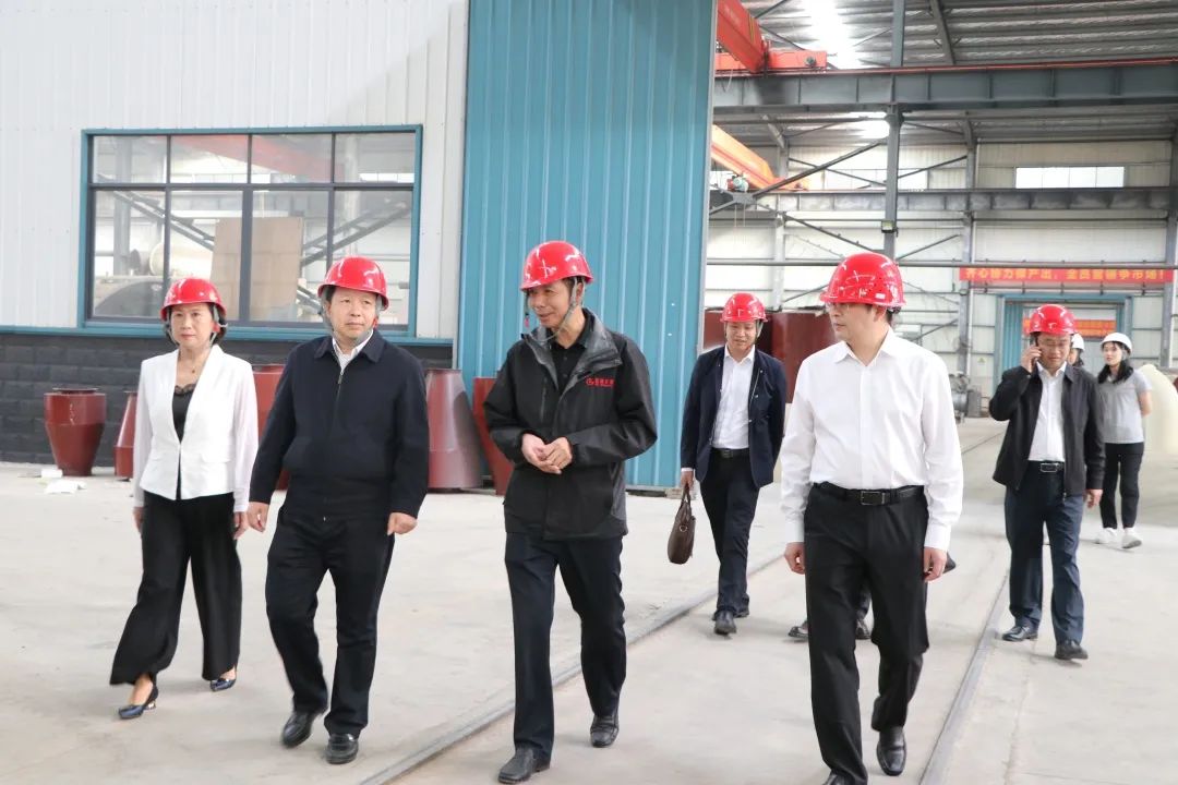 �м�ί��ǹŹ���һ��ݰ�ٲ���װ���߷õ���