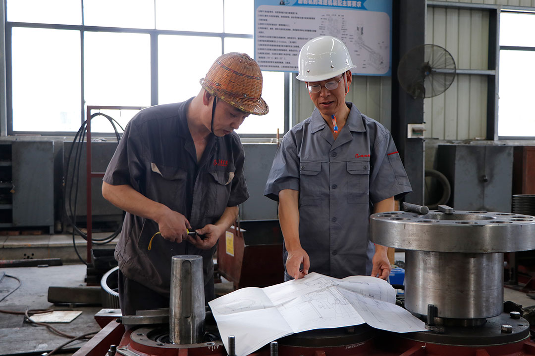 ϲѶ������װ�����ܹ���ʦ����͢�񡰹��ֹ����������ƺ�